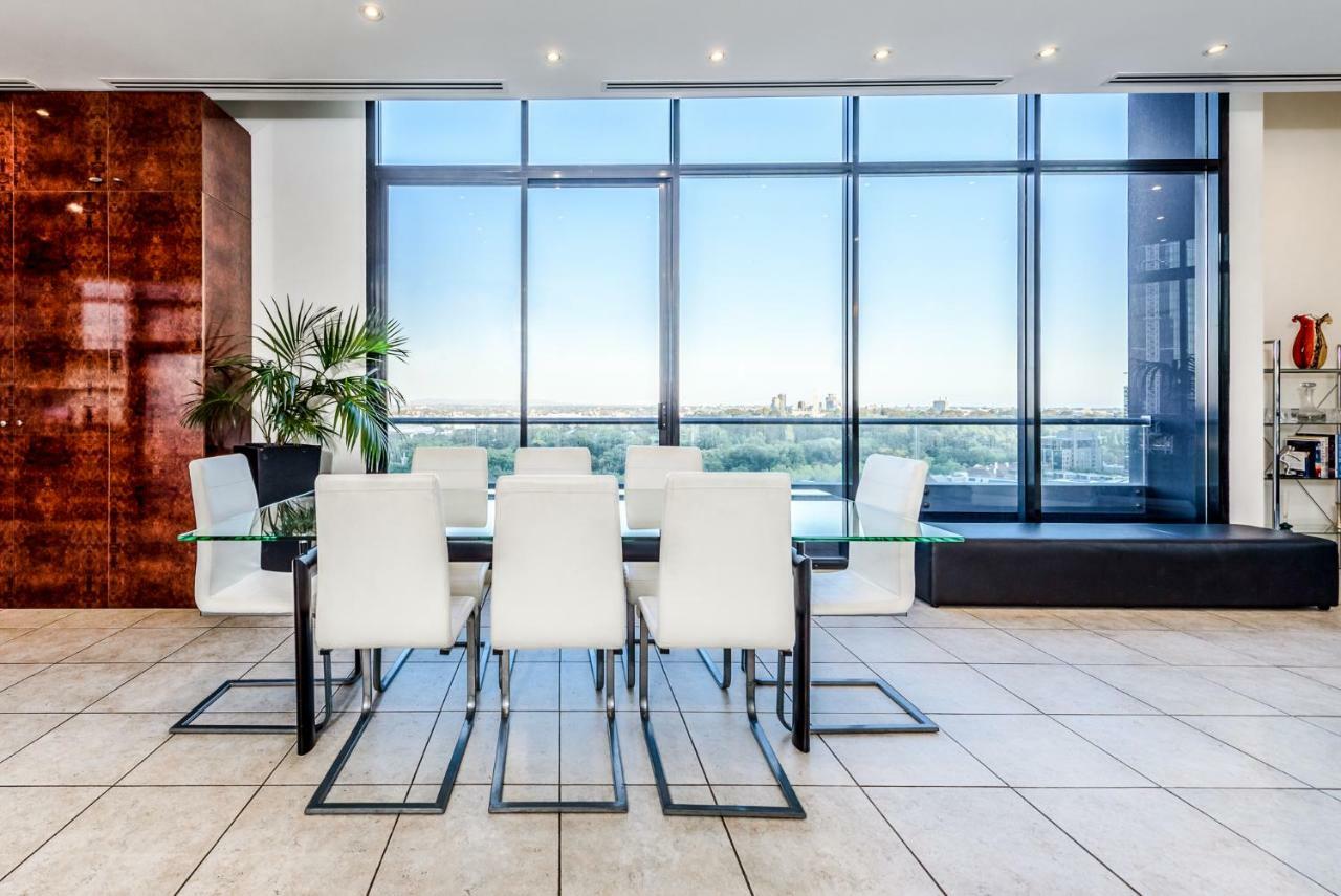 Exclusive Stays - Gallery Penthouse Мелбърн Екстериор снимка
